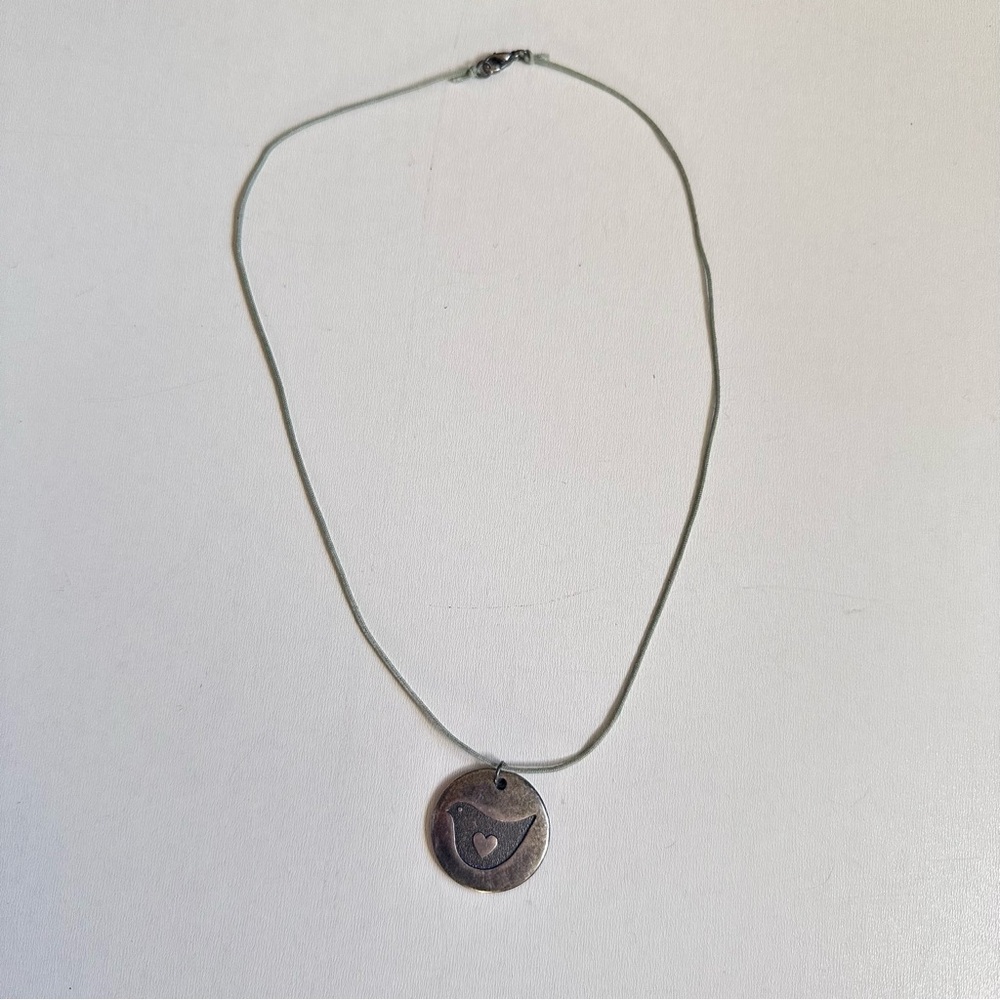 Hallmark Vintage Sterling Silver Dove Circle Pendant Necklace